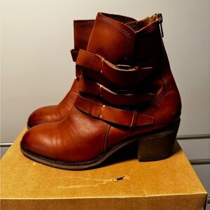 Rebels - Brown Leather Ankle Boots